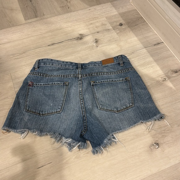 BDG Denim Ripped Shorts Mid Rise Vintage Fit - Picture 9 of 10